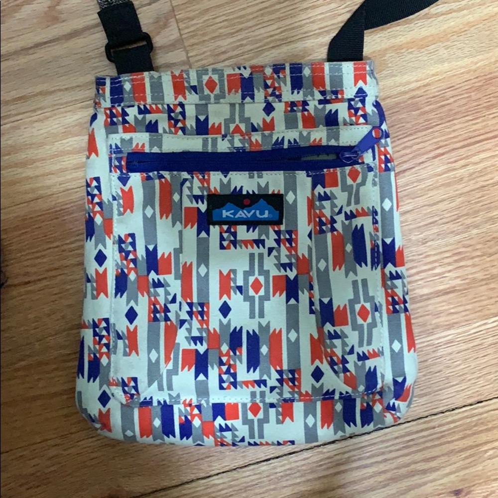 Kavu Keepalong Purse